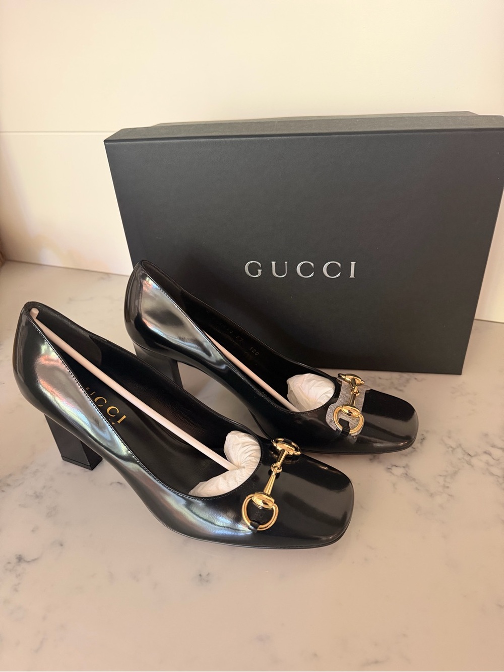 GUCCI Authentic Black Leather Gold Horsebit Heel Pumps Sz 39 NIB $1,180!!